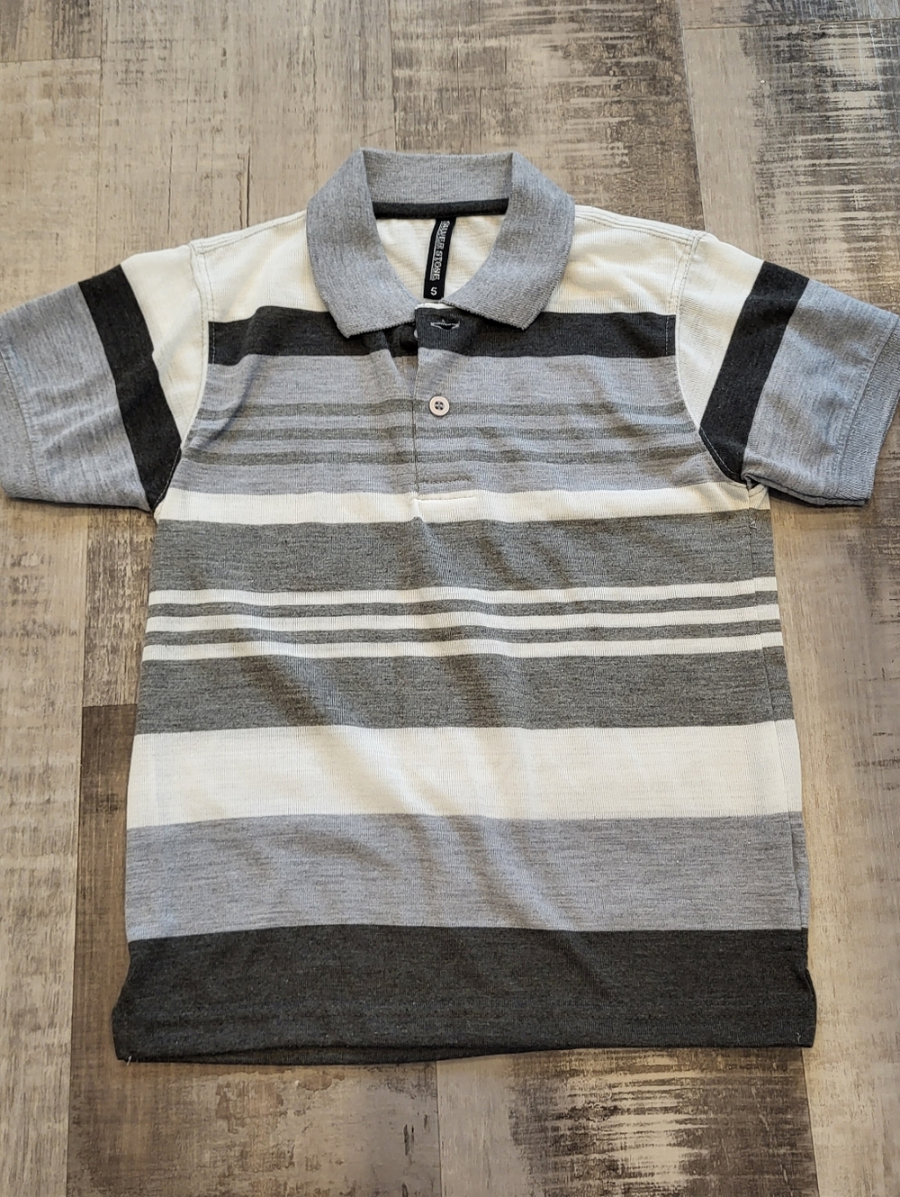 Silver Stone Short Sleeve Boys Polo T-shirt  Size 5 Knit Button Church Dressy